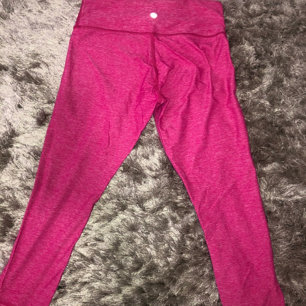 Pink lululemon crop leggings